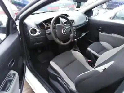 Scrapping Vehicle renault clio iii authentique of the year 2009 powered k9k m7