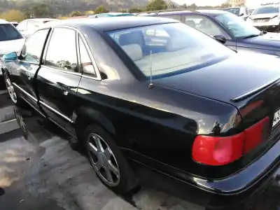 Здавання транспортного засобу audi a8 (d2) 4.2 quattro року 1998 потужний akg