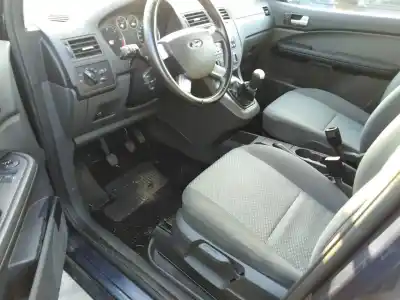 Veicolo di demolizione ford focus sportbreak (cap) ghia dell'anno 2005 alimentato g8da