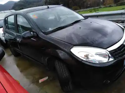 Veículo de Sucata DACIA SANDERO Básico do ano 2010 alimentado K9KK7