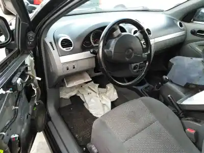 Sloopvoertuig daewoo lacetti sx van het jaar 2004 aangedreven 