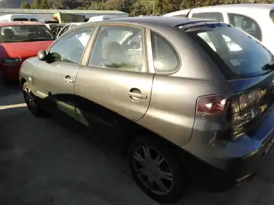 Véhicule à la ferraille seat ibiza (6l1) cool de l'année 2008 alimenté axr