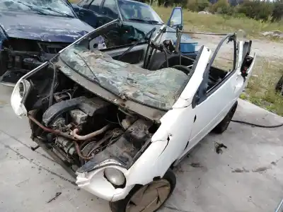 Veicolo di demolizione aixam 400 402 dell'anno 2000 alimentato 