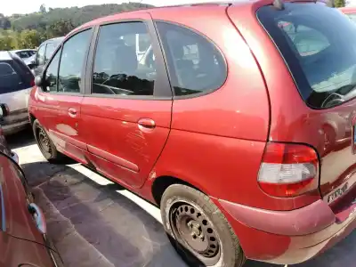 Scrapping Vehicle renault scenic (ja..) 1.9 dci authentique of the year 2003 powered f9q k7