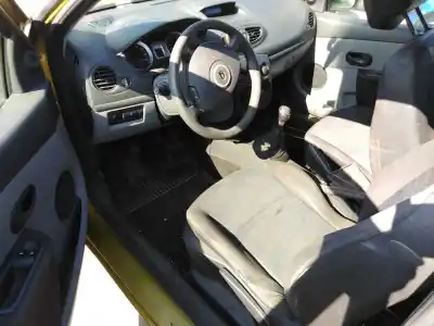 Scrapping Vehicle renault clio iii authentique of the year 2005 powered d4f d7