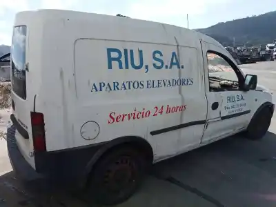 Veículo de Sucata opel combo familiar do ano 2004 alimentado y17dtl