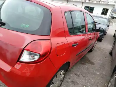 Sloopvoertuig renault clio iii yahoo van het jaar 2011 aangedreven k9k770