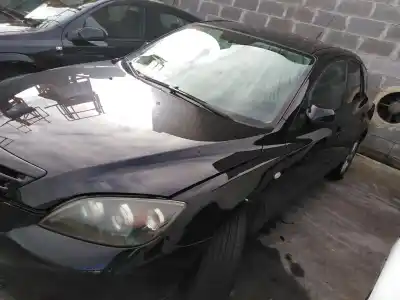 Veículo de Sucata mazda 3 berlina (bk) 1.6 cd diesel cat do ano 2004 alimentado y6