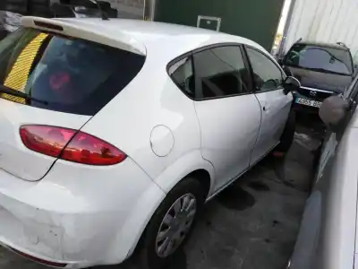 Veículo de Sucata seat leon (1p1) reference do ano 2009 alimentado bls