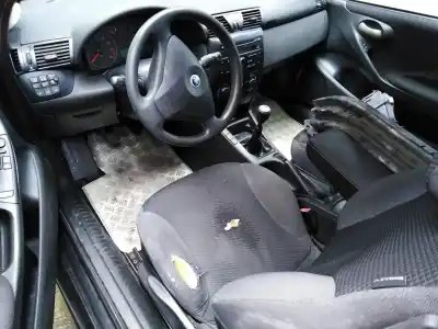 Veicolo di demolizione fiat stilo (192_) 1.6 16v (192_xb1a) dell'anno 2003 alimentato 182b6000
