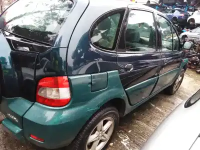Scrapping Vehicle renault scenic rx4 (ja0) 1.9 dci salomon of the year 2001 powered f9q k7