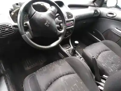 Verschrottungsfahrzeug peugeot                                            206 berlina                                                                                                                                                                                                                                                xs                                                                                                                                                                                                                                                         des jahres 2002 angetrieben rhy