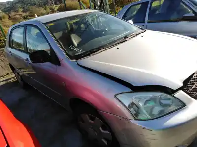 Veículo de Sucata TOYOTA COROLLA (E12) 2.0 D-4D Linea Sol Berlina do ano 2003 alimentado 1CDFTV