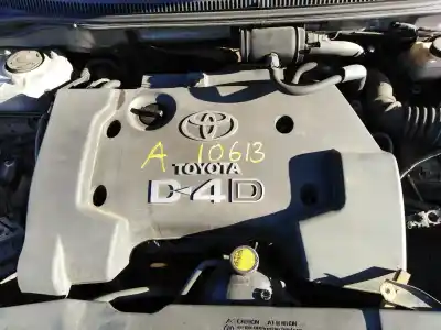 Veículo de Sucata toyota corolla (e12) 2.0 d-4d linea sol berlina do ano 2003 alimentado 1cdftv