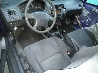 Vehicul casat honda civic berlina 3/4 (ej/ek) 1.5 ls vtec 3 berlina (ek3) al anului 1996 alimentat d15z6