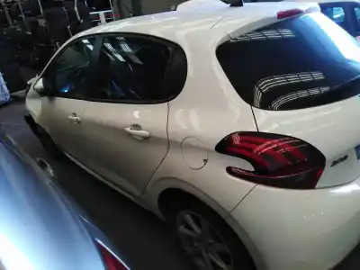 Scrapping Vehicle peugeot 208 active of the year 2015 powered bh02