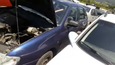 Veículo de Sucata seat cordoba berlina (6k2) stella do ano 2000 alimentado akk