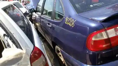 Veículo de Sucata seat cordoba berlina (6k2) stella do ano 2000 alimentado akk