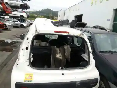 Veículo de Sucata peugeot 107 básico do ano 2012 alimentado 1kr