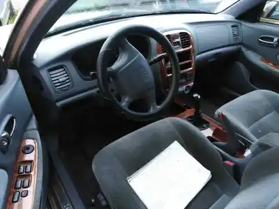 Veículo de Sucata kia magentis se do ano 2001 alimentado g4jp