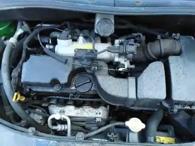 Véhicule à la ferraille kia picanto 1.1 active de l'année 2004 alimenté g4hg