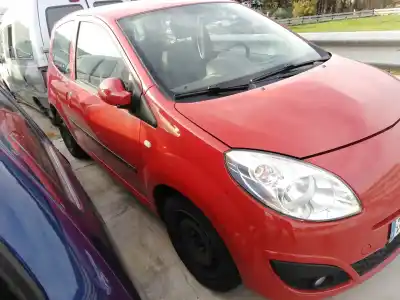 Утилизация автомобиля RENAULT TWINGO Authentique года 2009 питание D4FJ7
