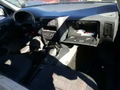 Hurda Aracı volkswagen polo berlina (6n1) básico yılın 1998 güçlü aef