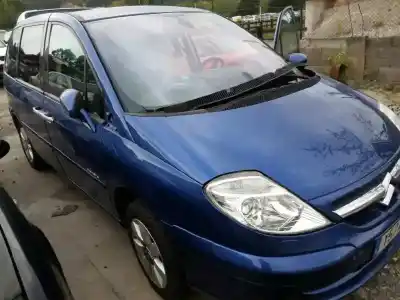 Scrapping Vehicle citroen c8 2.2 hdi 16v premier ii of the year 2004 powered 4hw