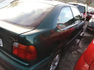 Vehicul casat bmw serie 3 compacto (e36) 316i al anului 2000 alimentat 164e2