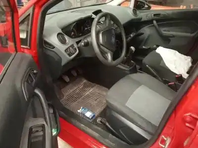 Sloopvoertuig ford fiesta (cb1) ambiente van het jaar 2009 aangedreven stja