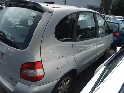 Scrapping Vehicle renault scenic (ja..) 1.9 dci authentique of the year 2002 powered f9q k7