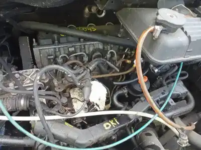 Sloopvoertuig peugeot 806 srdt van het jaar 1996 aangedreven p8c