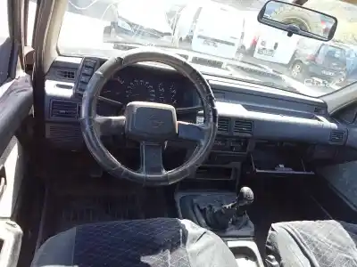 Véhicule à la ferraille opel frontera a básico de l'année 1995 alimenté 4jb1