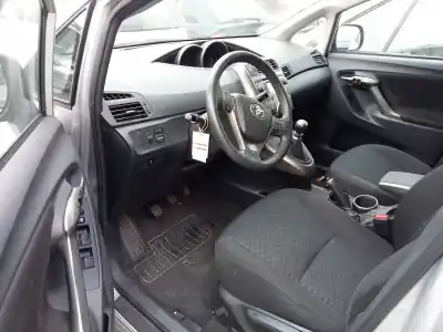 Veículo de Sucata toyota verso active do ano 2009 alimentado 1ad