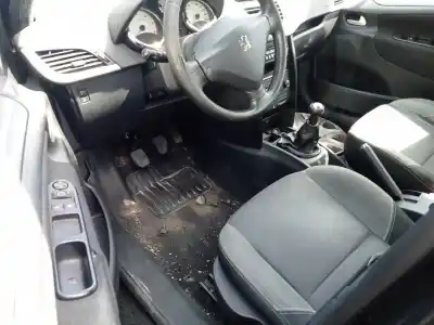 Scrapping Vehicle peugeot 207 confort of the year 2010 powered 9hp