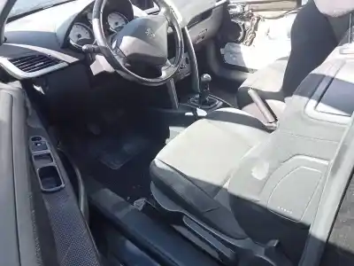 Veículo de Sucata peugeot 207 xs pack do ano 2007 alimentado 5fw