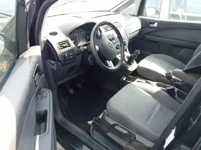 Здавання транспортного засобу ford focus c-max (cap) ambiente (d) року 2004 потужний g8da