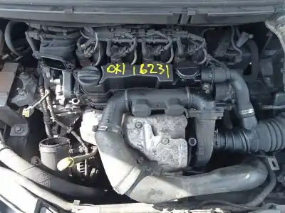 Здавання транспортного засобу ford focus c-max (cap) ambiente (d) року 2004 потужний g8da