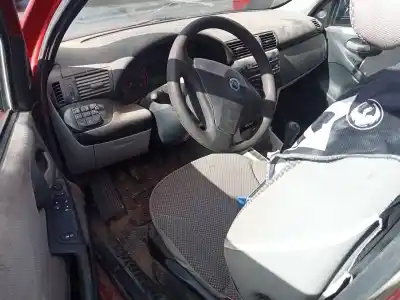 Veicolo di demolizione fiat stilo (192) 1.9 jtd cat dell'anno 2004 alimentato 192a1000