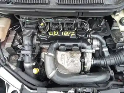 Здавання транспортного засобу ford focus c-max (cap) ambiente (d) року 2004 потужний g8da