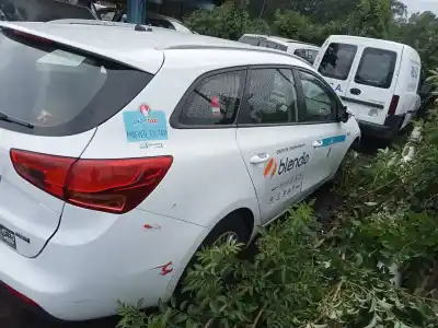 Scrapping Vehicle kia cee´d sporty wagon concept of the year 2017 powered d4fb