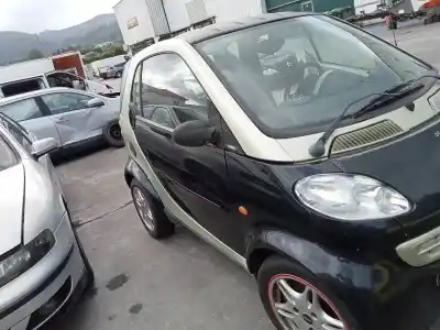 Veicolo di demolizione smart coupe edition bluemotion dell'anno 2001 alimentato m160910