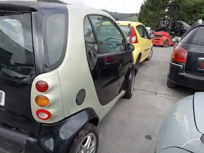 Veicolo di demolizione smart coupe edition bluemotion dell'anno 2001 alimentato m160910