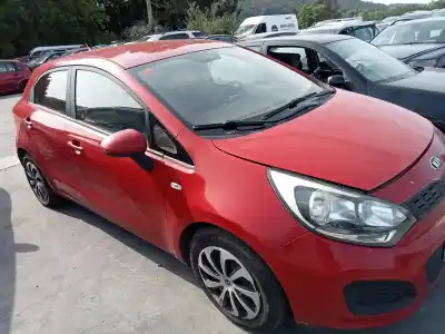 Veículo de Sucata KIA RIO Concept do ano 2014 alimentado D4FC