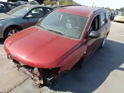 Veicolo di demolizione JEEP COMPASS Limited 4x2 dell'anno 2013 alimentato 651925