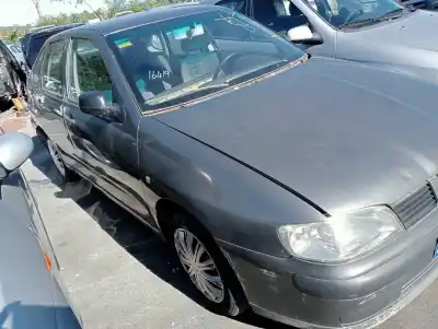 Verschrottungsfahrzeug seat cordoba berlina (6k2) sport des jahres 2002 angetrieben agr