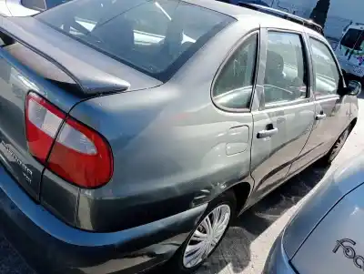 Verschrottungsfahrzeug seat cordoba berlina (6k2) sport des jahres 2002 angetrieben agr