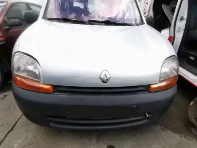 Здавання транспортного засобу renault kangoo (f/kc0) oasis року 2001 потужний f9q r7