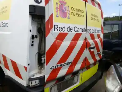 Здавання транспортного засобу citroen jumpy hdi 90 27 l1h1 furg. року 2009 потужний 