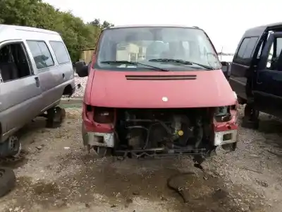 Veículo de Sucata MERCEDES                                           VITO (W638) CAJA CERRADA                                                                                                                                                                                                                                   2.3 Turbodiesel                                                                                                                                                                                                                                            do ano 1996 alimentado 